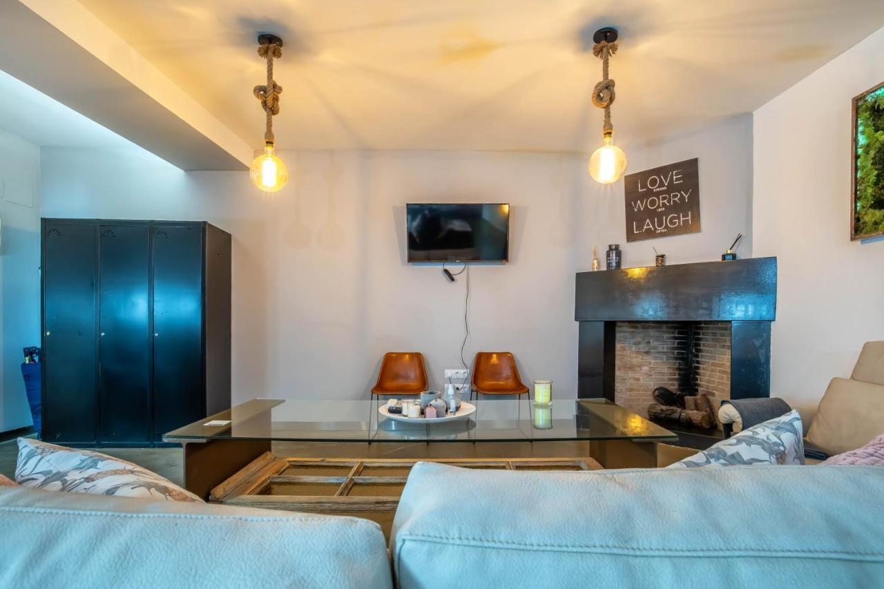 Moderno Y Centrico En Tesoro 6 Apartment